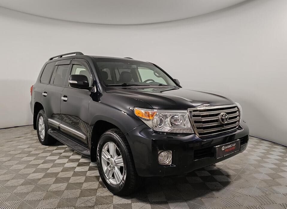 Toyota Land Cruiser, 200 Series Рестайлинг 1 4.5d AT (235 л.с.) 4WD