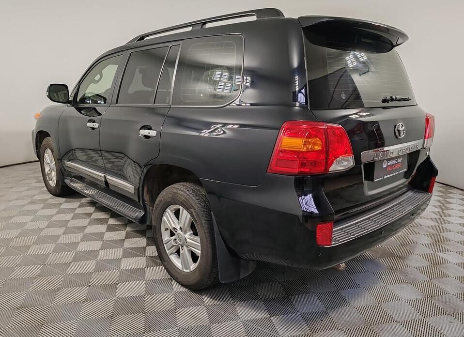 Toyota Land Cruiser, 200 Series Рестайлинг 1 4.5d AT (235 л.с.) 4WD