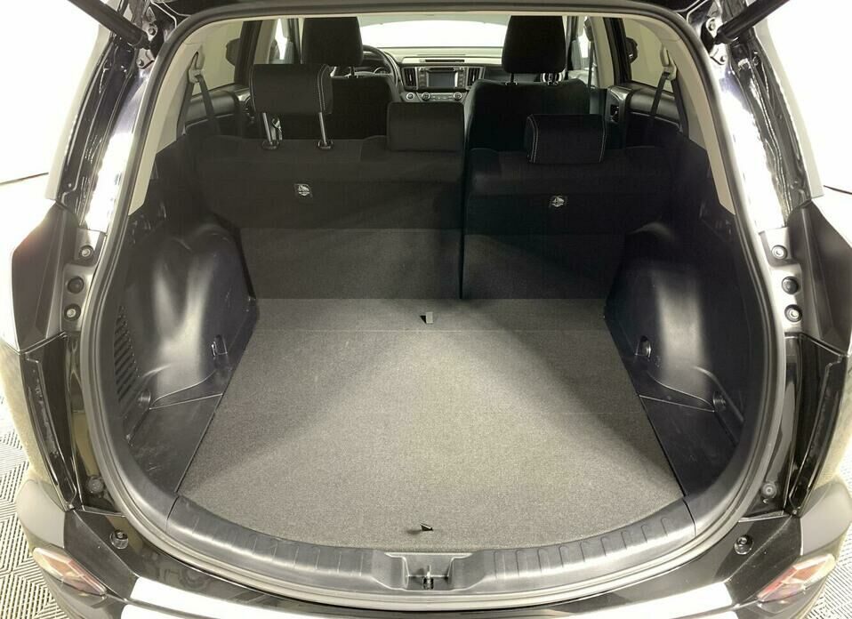 Toyota RAV4 2.2d AT (150 л.с.) 4WD