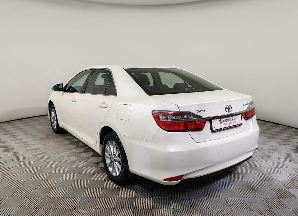 Toyota Camry, VII (XV50) Рестайлинг 2.5 AT (181 л.с.)