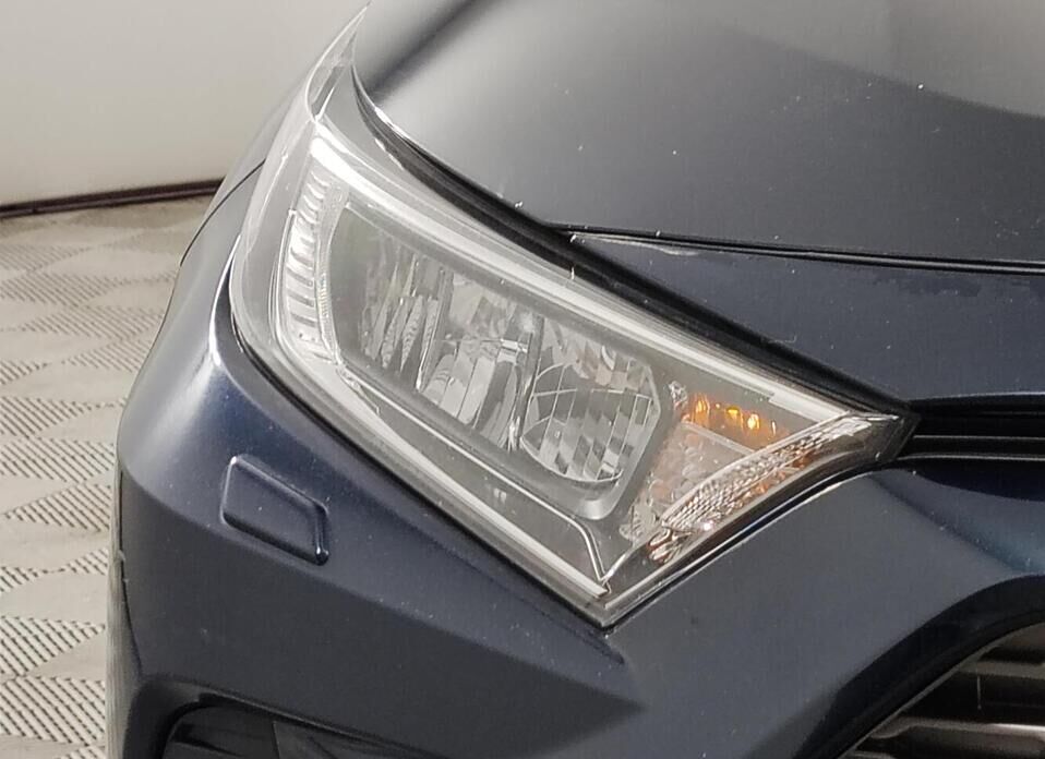 Toyota RAV4, V (XA50) 2.0 CVT (149 л.с.) 4WD