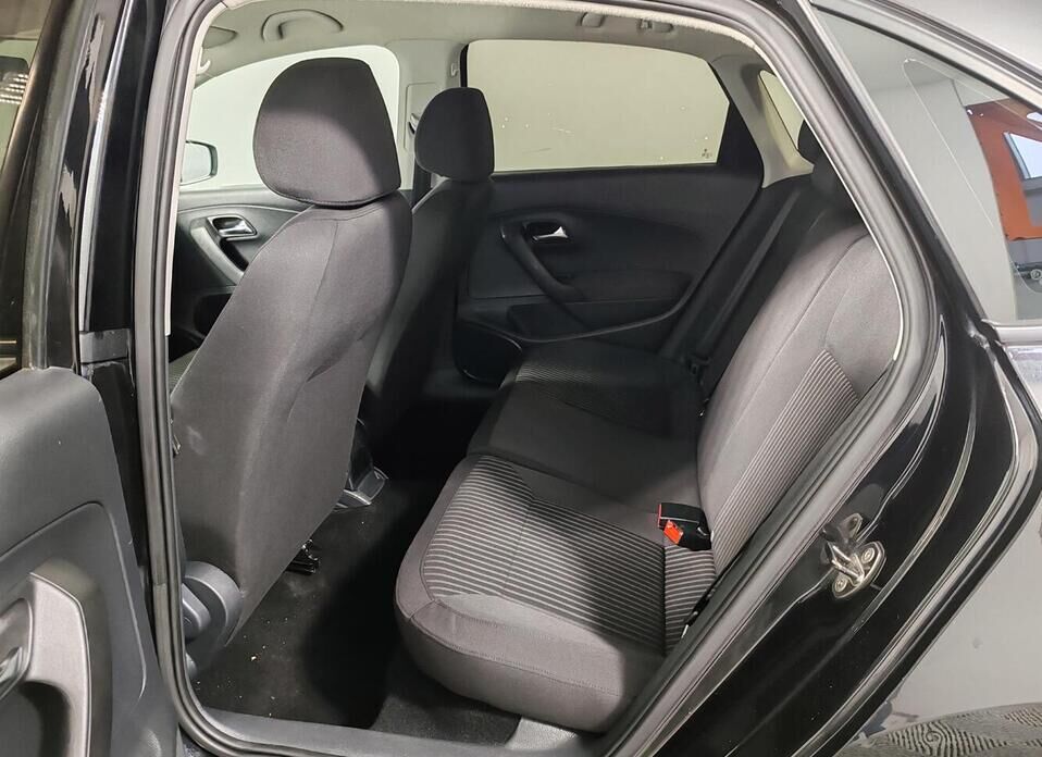 Volkswagen Polo, V 1.6 AT (105 л.с.)