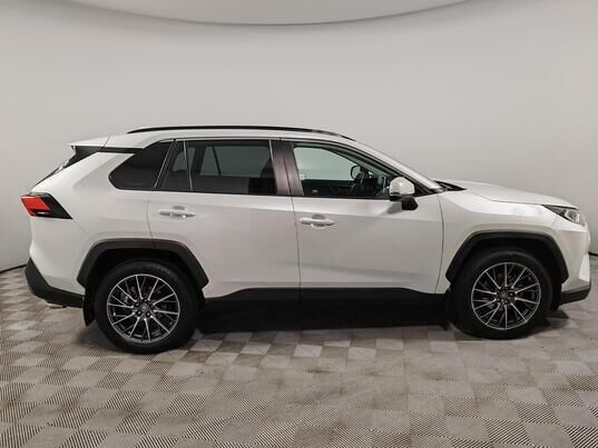 Toyota RAV4, 2021 г., 121 291 км