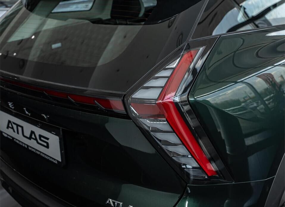 Geely Atlas, II 1.5 AMT (147 л.с.)
