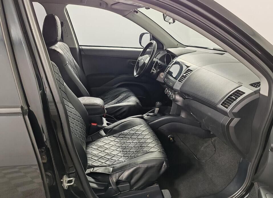 Mitsubishi Outlander, II Рестайлинг 2.0 CVT (147 л.с.)