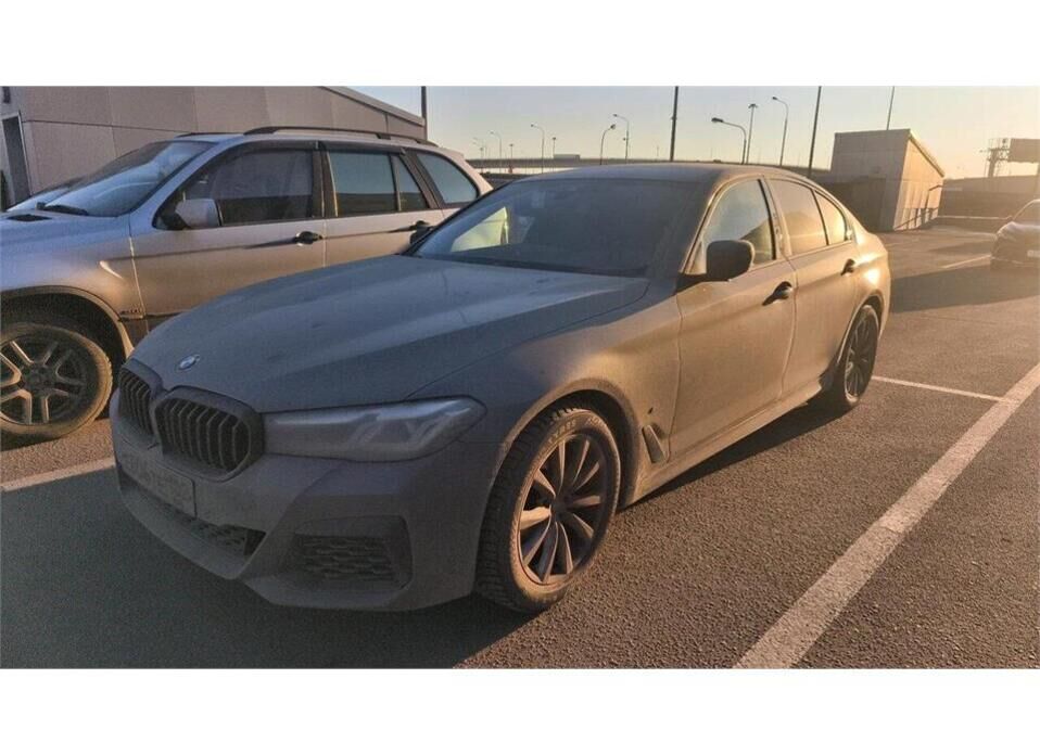 BMW 5 серии, VII (G30/G31) Рестайлинг 520d xDrive 2.0d AT (190 л.с.) 4WD