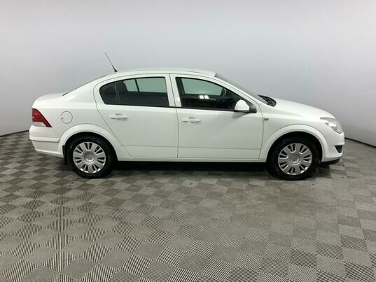 Opel Astra, 2012 г., 258 758 км