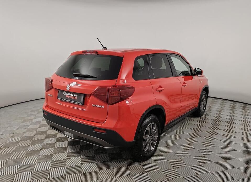 Suzuki Vitara, II Рестайлинг 1.6 AT (117 л.с.)