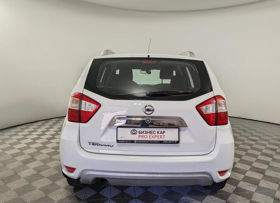 Nissan Terrano, III (D10) 1.6 MT (114 л.с.)
