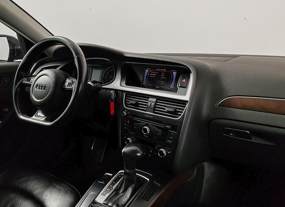 Audi A4, IV (B8) Рестайлинг 1.8 CVT (170 л.с.)