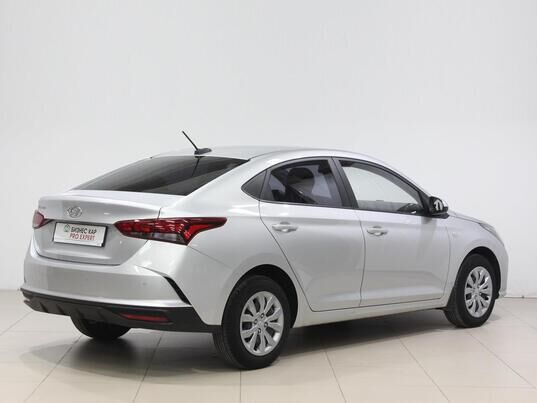 Hyundai Solaris, 2021&nbsp;г., 65&nbsp;530&nbsp;км