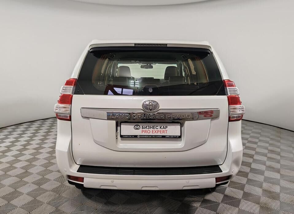 Toyota Land Cruiser Prado, 150 Series Рестайлинг 1 3.0d AT (173 л.с.) 4WD