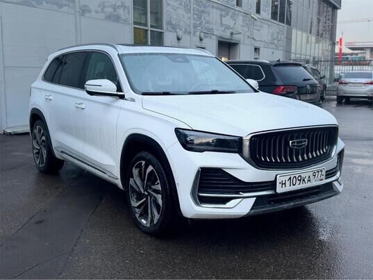 Geely Monjaro, 2023&nbsp;г., 59&nbsp;030&nbsp;км