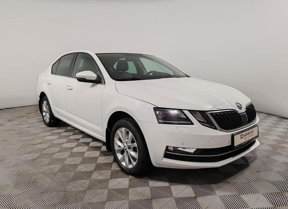 Skoda Octavia, III (A7) Рестайлинг 1.8 AMT (180 л.с.)