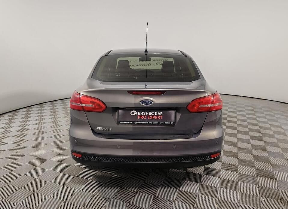 Ford Focus, III Рестайлинг 1.6 AMT (125 л.с.)
