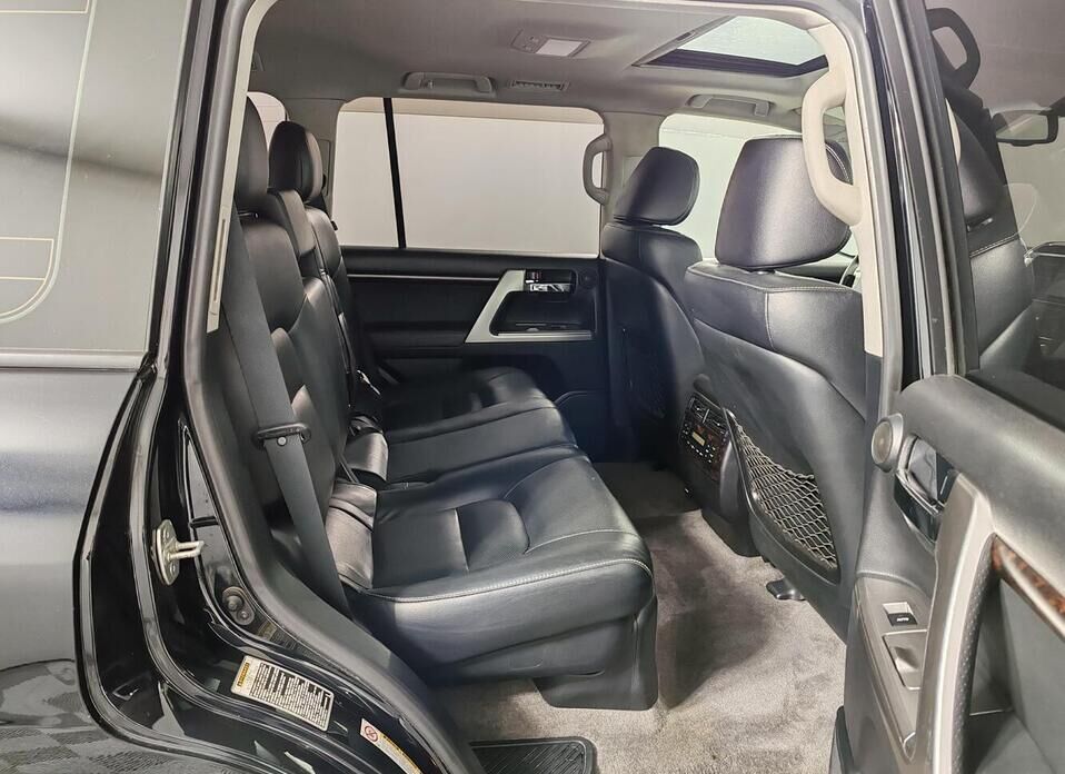 Toyota Land Cruiser, 200 Series Рестайлинг 1 4.5d AT (235 л.с.) 4WD