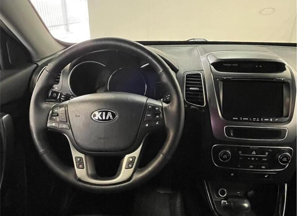 Kia Sorento, II Рестайлинг 2.4 AT (175 л.с.) 4WD