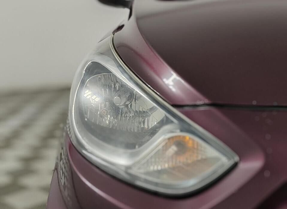 Hyundai Solaris, I Рестайлинг 1.6 AT (123 л.с.)
