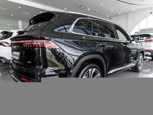 Geely Monjaro Flagship