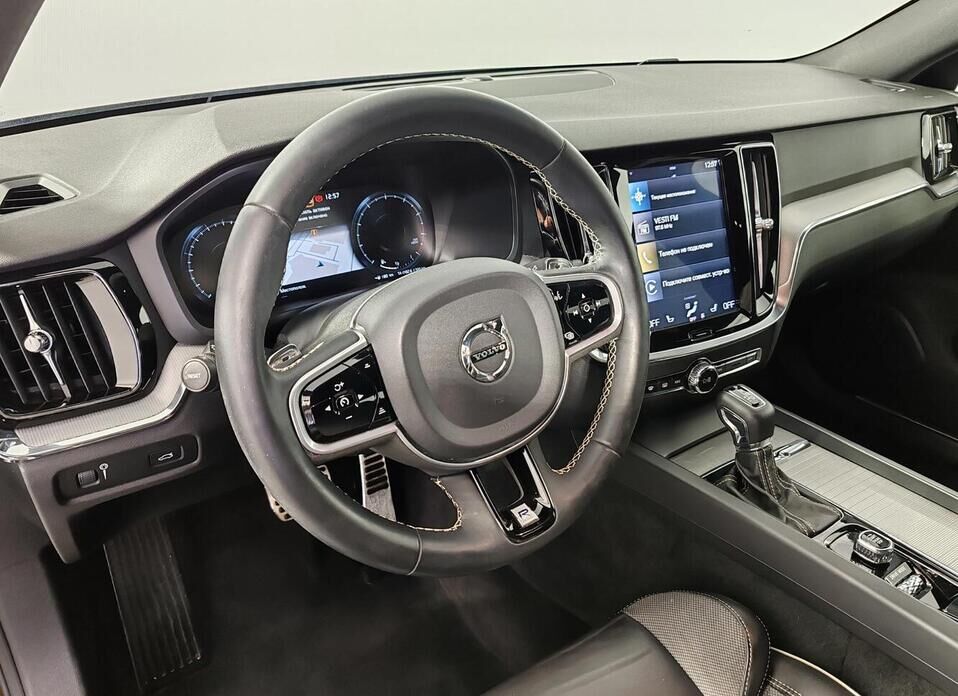 Volvo S60, III 2.0 AT (190 л.с.)