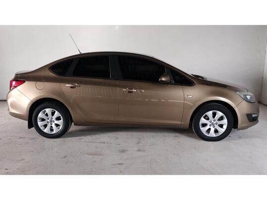 Opel Astra, 2014 г., 116 941 км