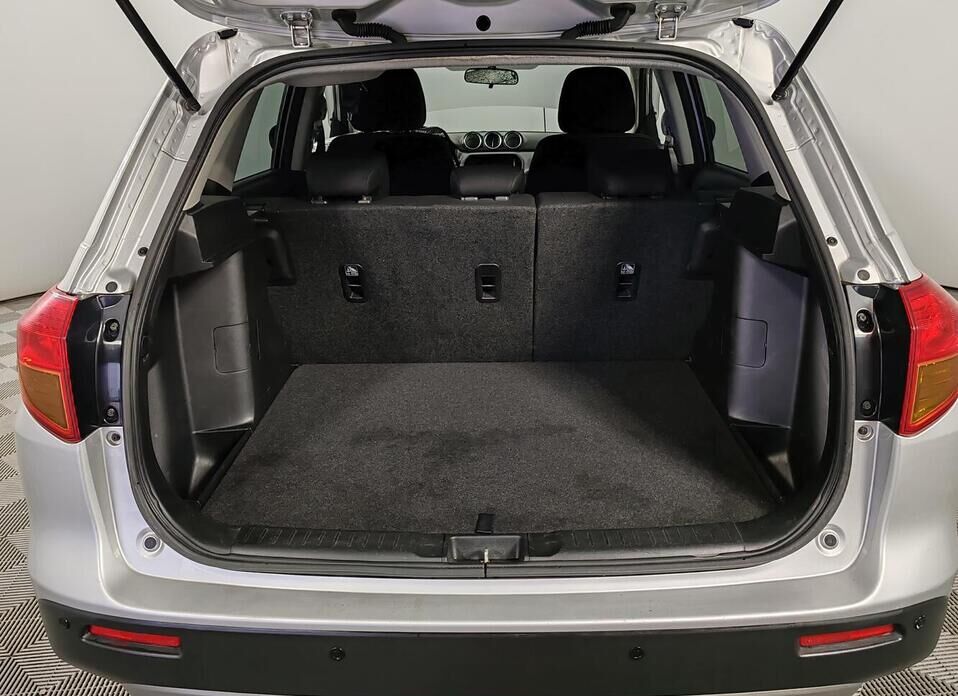 Suzuki Vitara 1.6 AT (117 л.с.) 4WD
