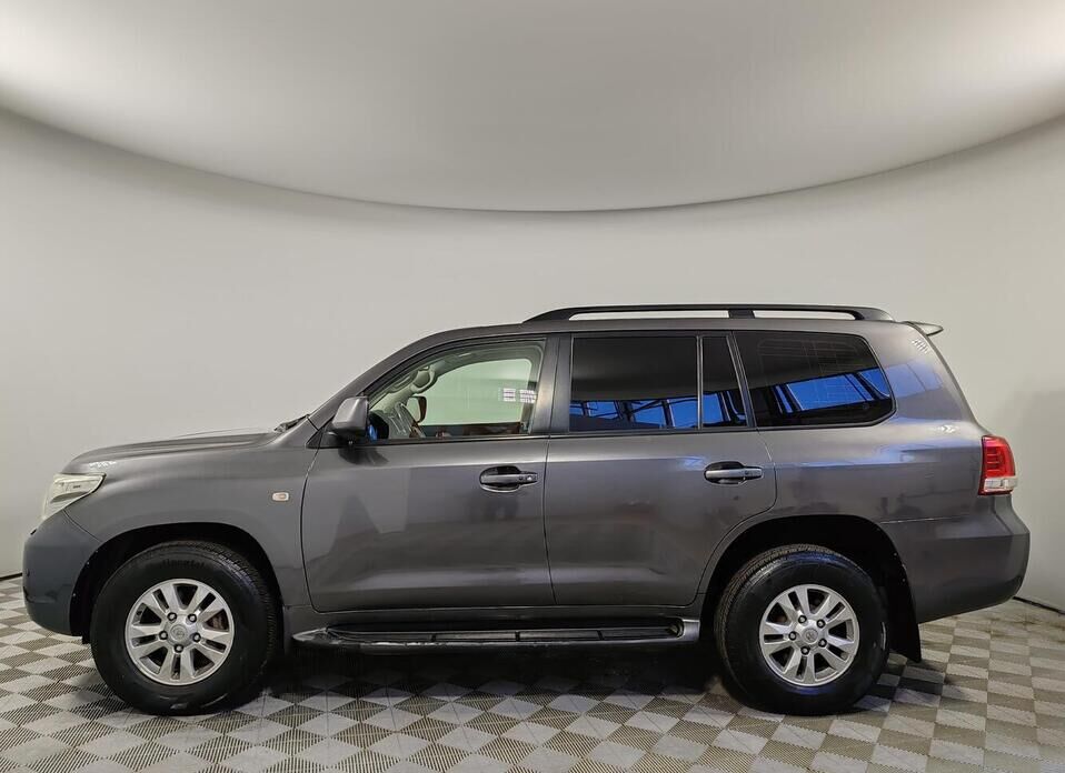 Toyota Land Cruiser, 200 Series 4.7 AT (288 л.с.) 4WD