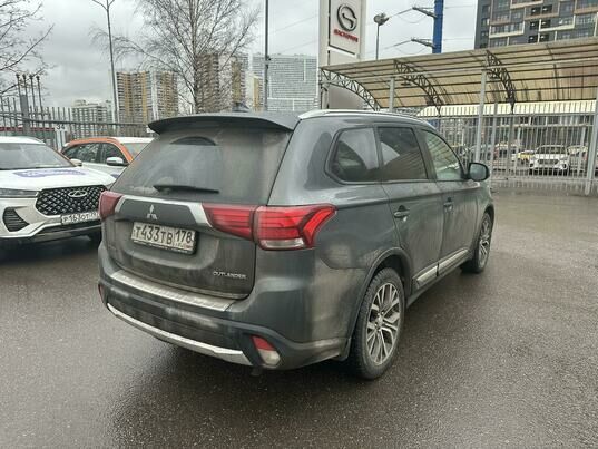 Mitsubishi Outlander, 2016 г., 170 872 км