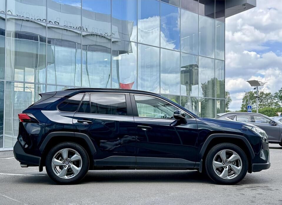 Toyota RAV4, V (XA50) 2.0 CVT (149 л.с.)