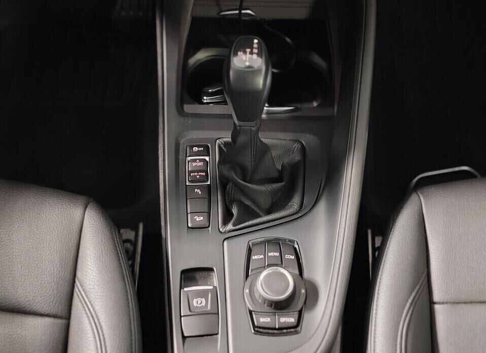 BMW X1, II (F48) Рестайлинг 18d xDrive 2.0d AT (150 л.с.) 4WD