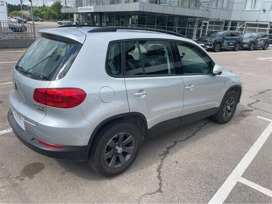 Volkswagen Tiguan, 2013&nbsp;г., 110&nbsp;863&nbsp;км