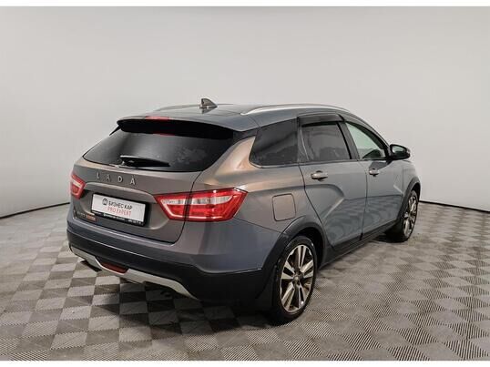 LADA (ВАЗ) Vesta, 2021 г., 55 387 км