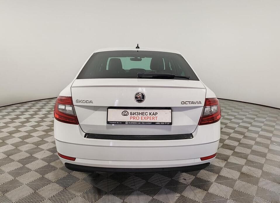 Skoda Octavia, III (A7) Рестайлинг 1.8 AMT (180 л.с.)