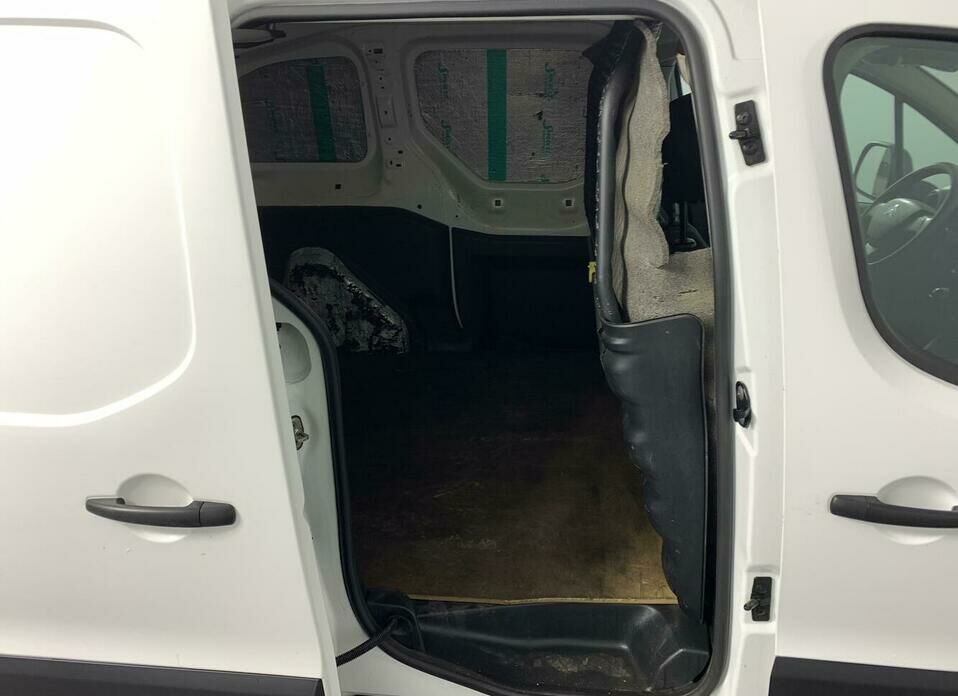 Citroen Berlingo 1.6d MT (90 л.с.)