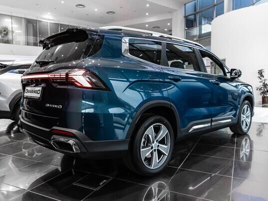 Geely Okavango Flagship