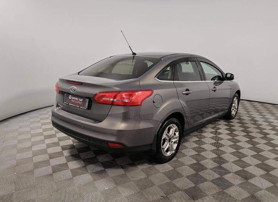 Ford Focus, III Рестайлинг 1.6 AMT (125 л.с.)