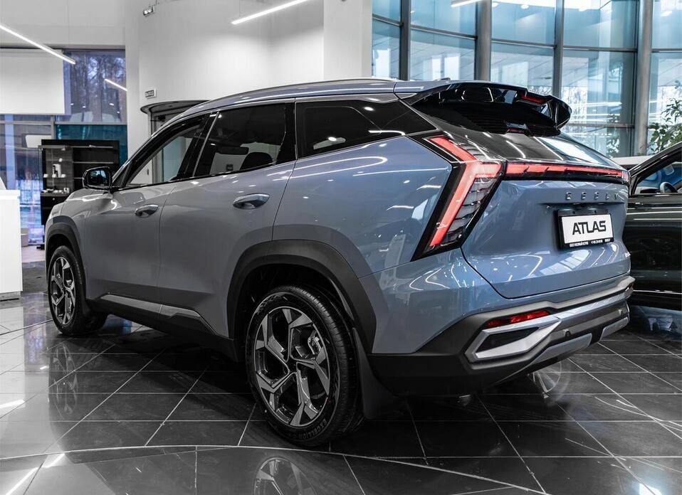 Geely Atlas, II 1.5 AMT (147 л.с.)