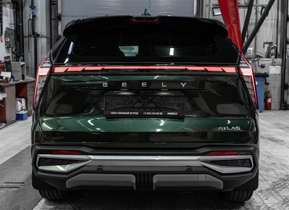 Geely Atlas, II 1.5 AMT (147 л.с.)