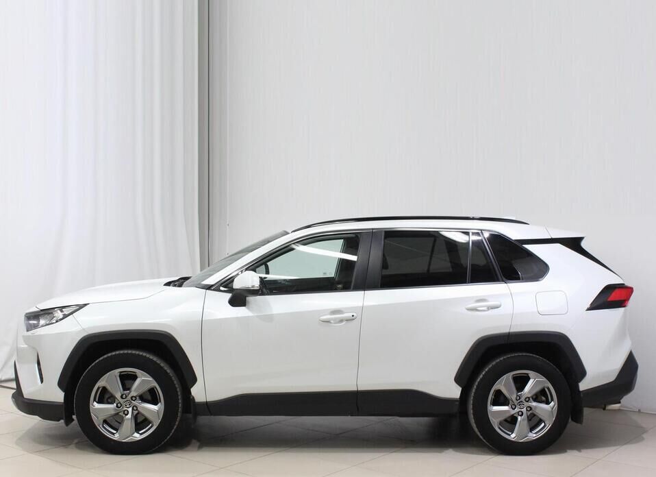 Toyota RAV4 2.0 CVT (149 л.с.)