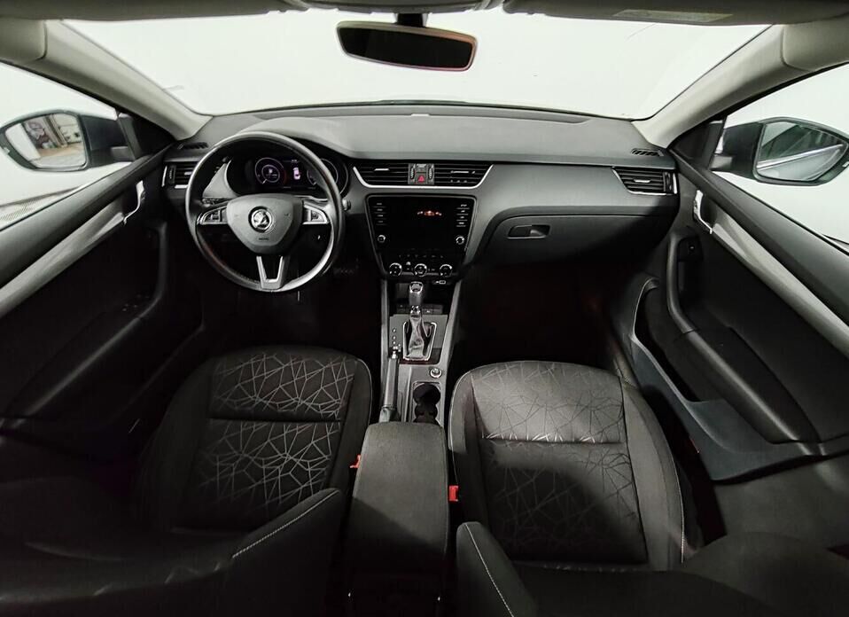 Skoda Octavia, IV 1.5 AMT (150 л.с.)