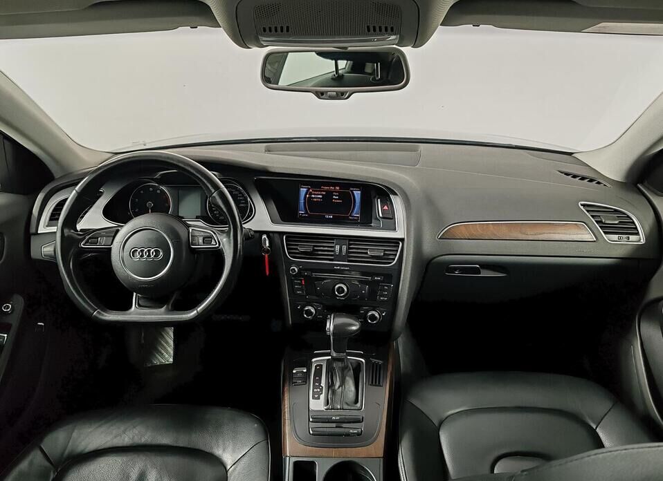 Audi A4, IV (B8) Рестайлинг 1.8 CVT (170 л.с.)