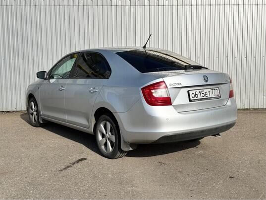 Skoda Rapid, 2014 г., 198 776 км
