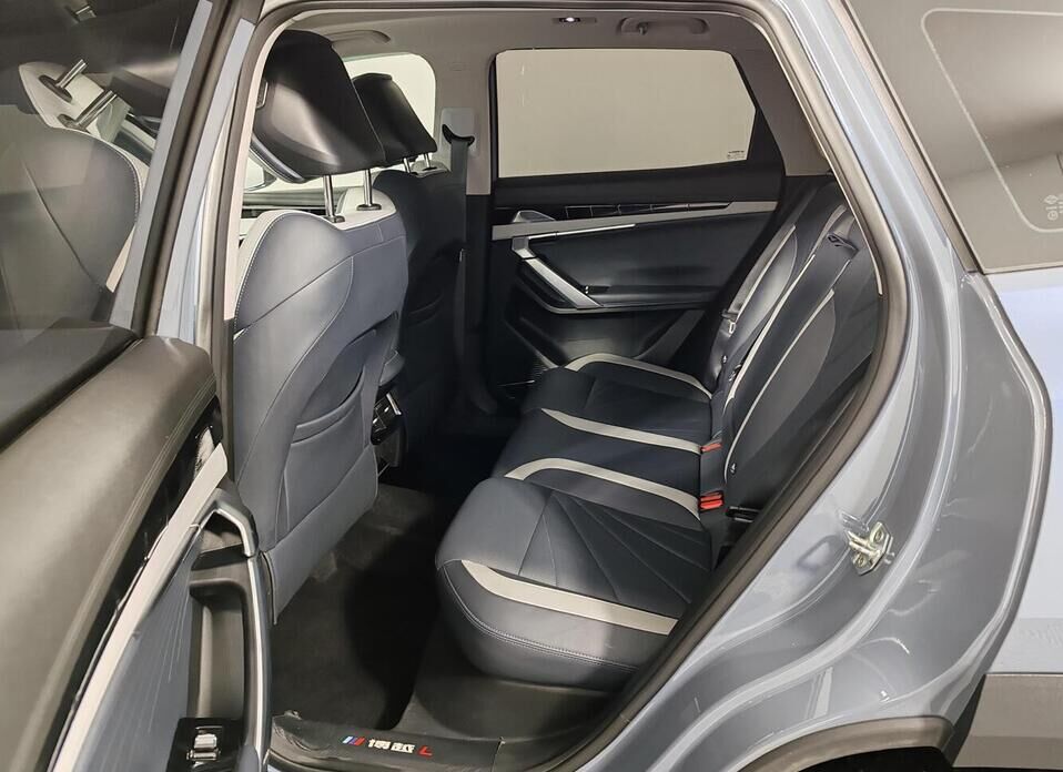 Geely Atlas, II 2.0 AT (200 л.с.) 4WD