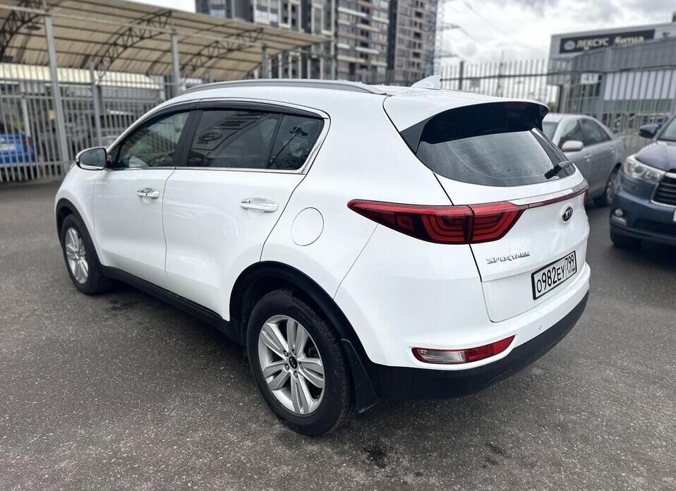Kia Sportage, IV Рестайлинг 2.0 AT (150 л.с.)