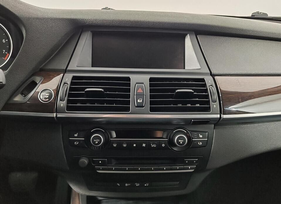 BMW X5, II (E70) Рестайлинг 35i 3.0 AT (306 л.с.) 4WD