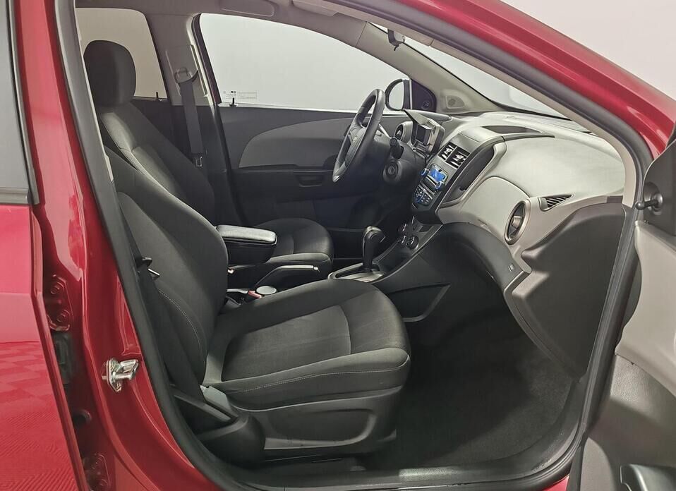 Chevrolet Aveo, II 1.6 AT (115 л.с.)