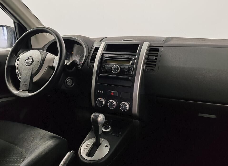 Nissan X-Trail, II Рестайлинг 2.0 CVT (141 л.с.) 4WD