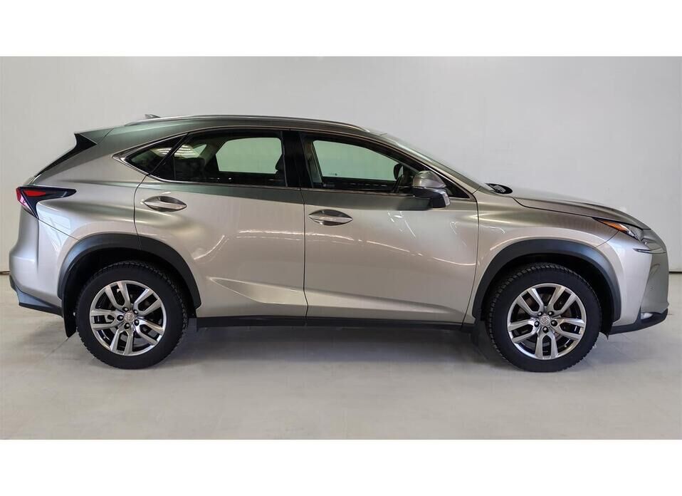 Lexus NX, I 200 2.0 CVT (150 л.с.) 4WD