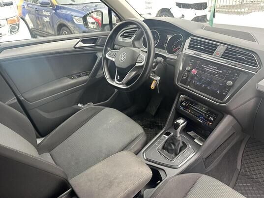 Volkswagen Tiguan, 2020&nbsp;г., 75&nbsp;001&nbsp;км