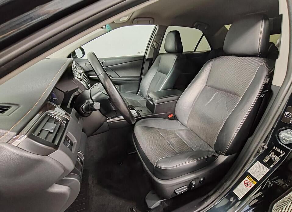 Toyota Camry, VII (XV50) Рестайлинг 2.0 AT (150 л.с.)